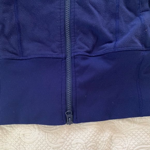 Lululemon Blue Jacket - Picture 4 of 5